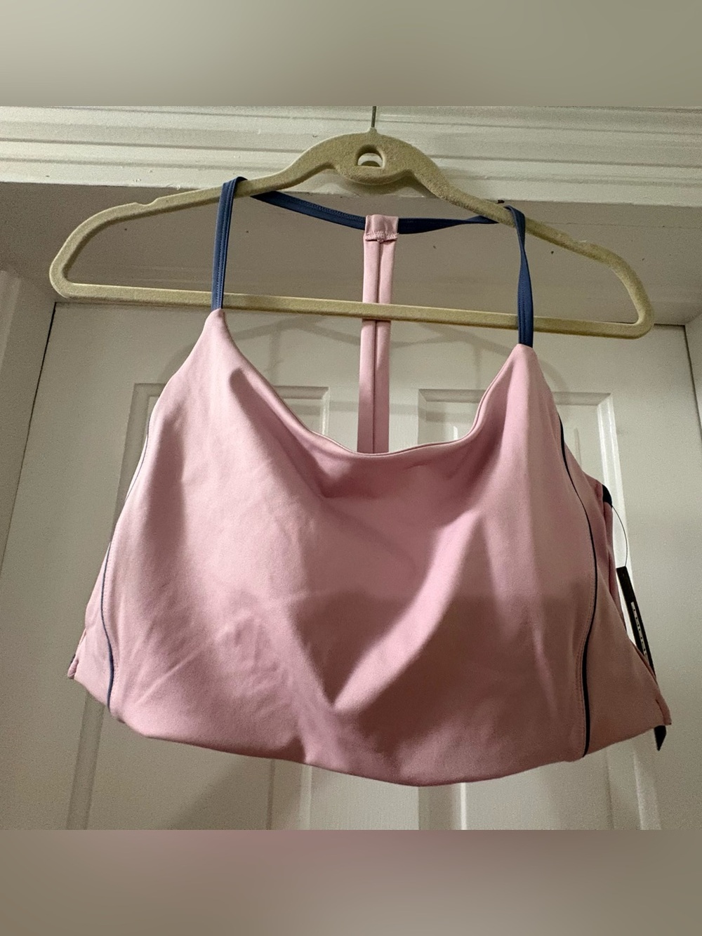 Fashion Nova Women’s Pink Sports Bra  Size 1X NWT